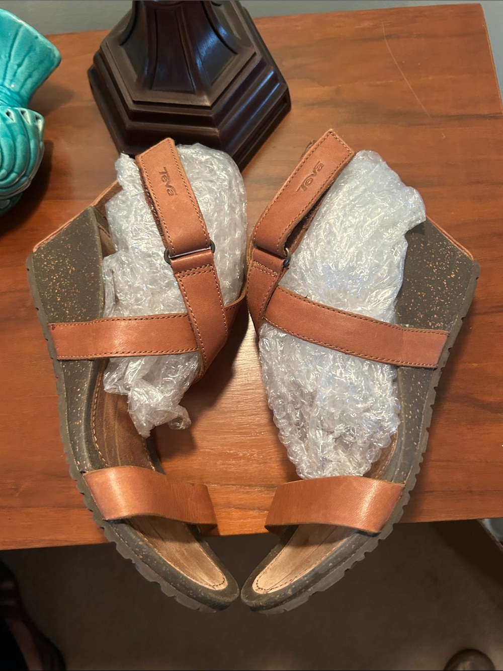 Teva Tan Leather Cross-Strap Sandals - Picture 5 of 8